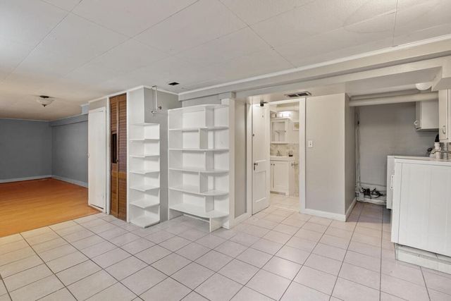 8 Plain St, Randolph, MA 02368