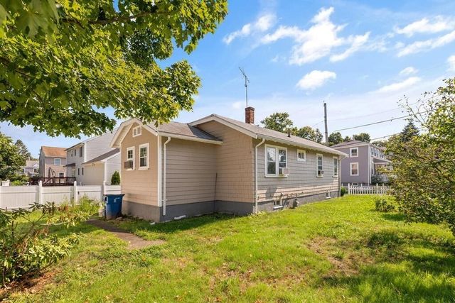 8 Plain St, Randolph, MA 02368