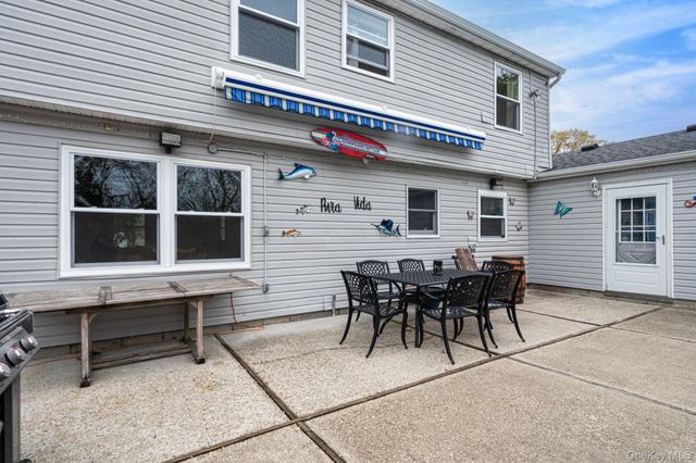 12 Wilmont Turn, Coram, NY 11727