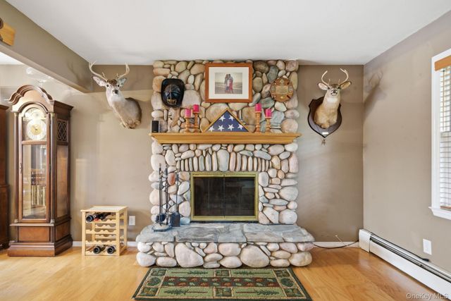 12 Wilmont Turn, Coram, NY 11727