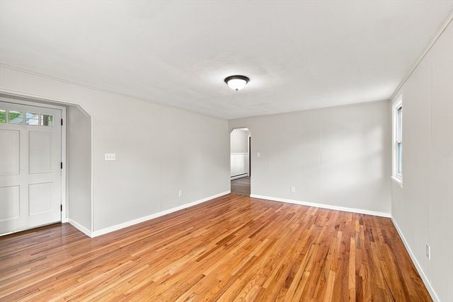 46 Kay St, Springfield, MA 01109