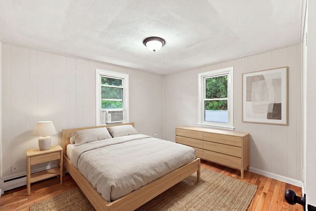 46 Kay St, Springfield, MA 01109