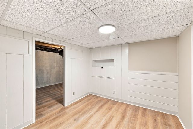46 Kay St, Springfield, MA 01109