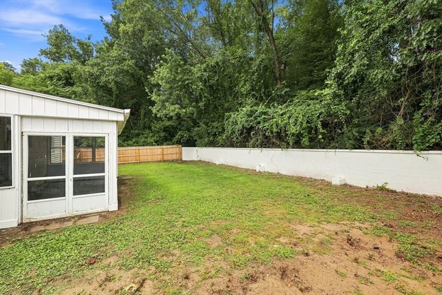 46 Kay St, Springfield, MA 01109