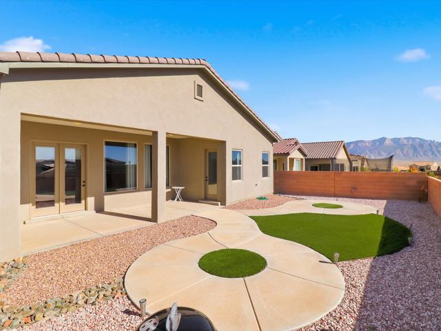 6936 Dusty Drive NE, Rio Rancho, NM 87144