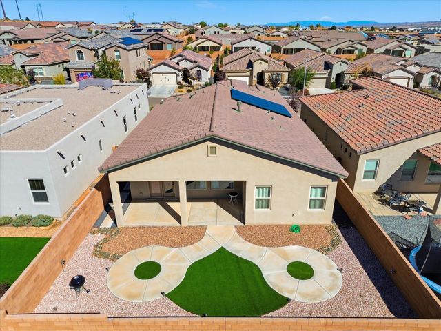 6936 Dusty Drive NE, Rio Rancho, NM 87144