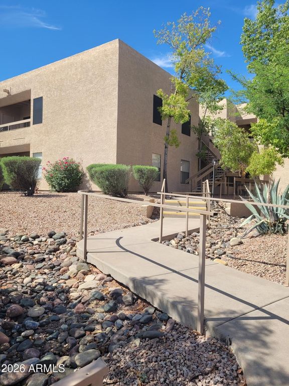 14645 N FOUNTAIN HILLS Boulevard 112, Fountain Hills, AZ 85268 — exterior