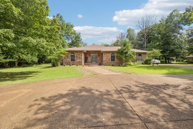 1623 Stewarts Ferry Pike, Hermitage, TN 37076