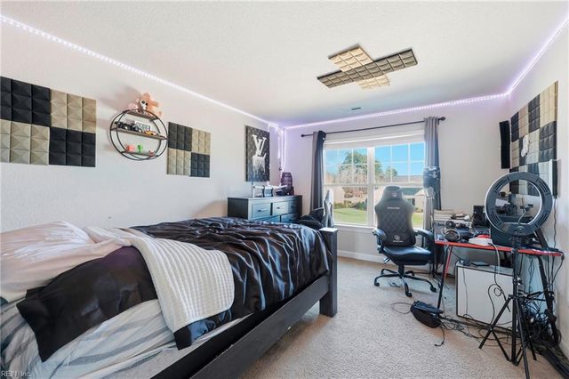 6001 Gardenstone CIR, Suffolk, VA 23434