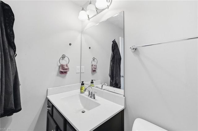 6001 Gardenstone CIR, Suffolk, VA 23434