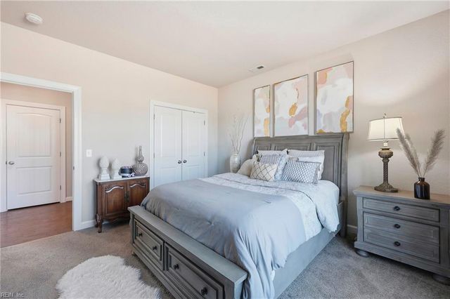 6001 Gardenstone CIR, Suffolk, VA 23434