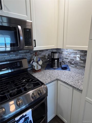 6897 N Us Highway 23, Oscoda Charter Township, MI 48750