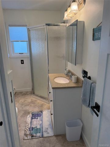 6897 N Us Highway 23, Oscoda Charter Township, MI 48750