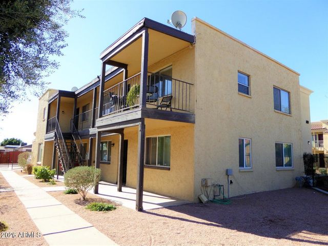 819 W RAY Road, Chandler, AZ 85225