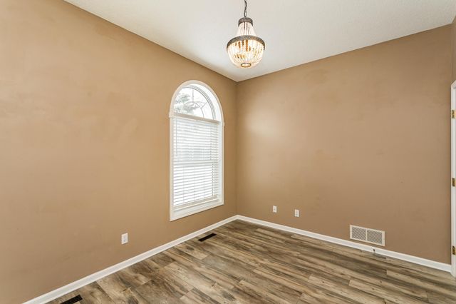 1935 Cabernet Lane NW, Rochester, MN 55901