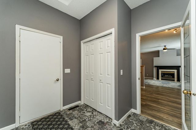 1935 Cabernet Lane NW, Rochester, MN 55901