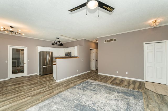 1935 Cabernet Lane NW, Rochester, MN 55901