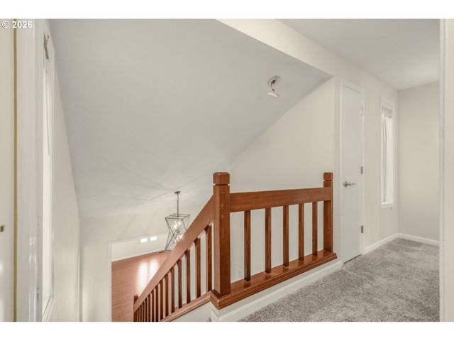 151 Ne SHANNON St, Hillsboro, OR 97124