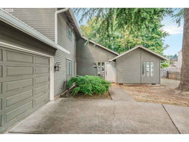 151 Ne SHANNON St, Hillsboro, OR 97124