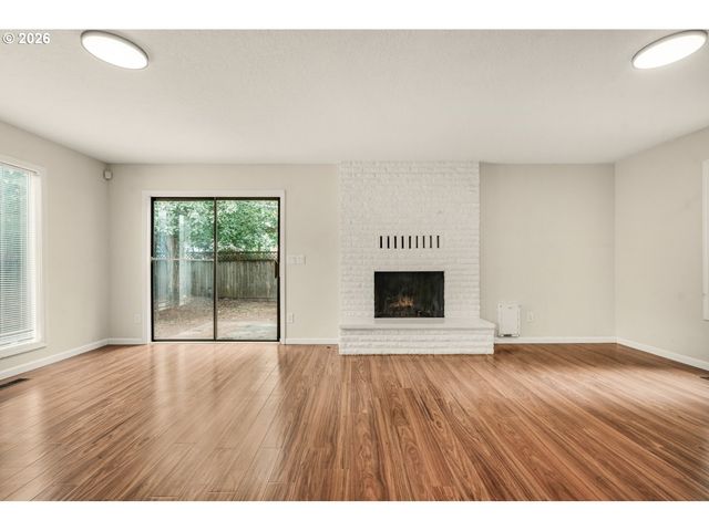 151 Ne SHANNON St, Hillsboro, OR 97124