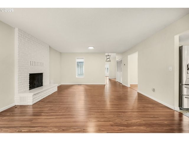 151 Ne SHANNON St, Hillsboro, OR 97124