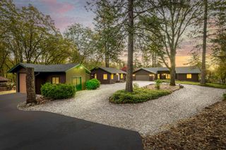 19595 Bow Valley Rd, Grass Valley, CA 95945