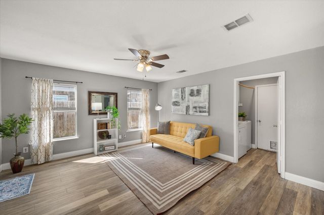 2700 Yorkfield Court, Arlington, TX 76001