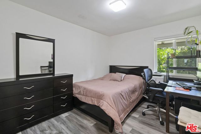 22509 Saticoy Street, West Hills, CA 91307