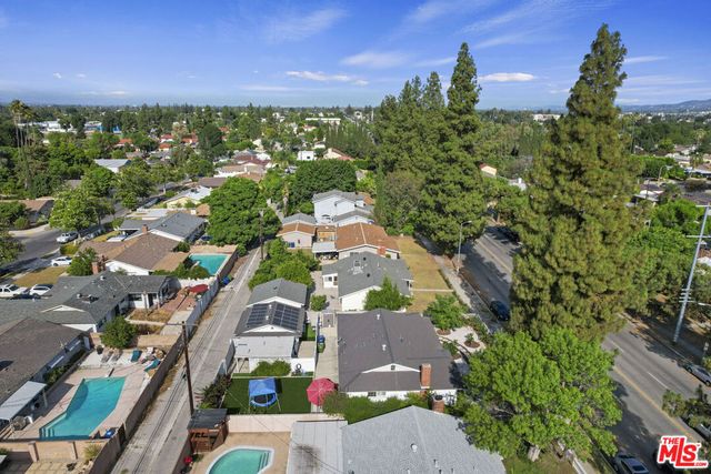 22509 Saticoy Street, West Hills, CA 91307