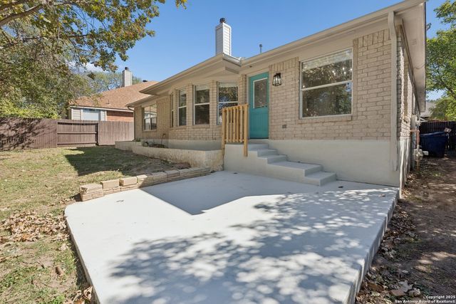 1815 Indian Paint Brush, San Antonio, TX 78232