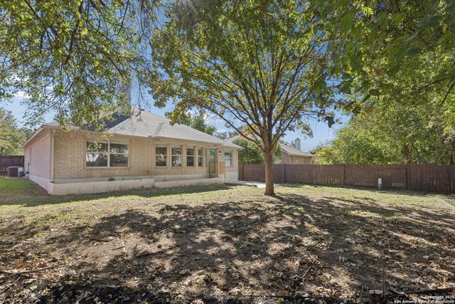 1815 Indian Paint Brush, San Antonio, TX 78232