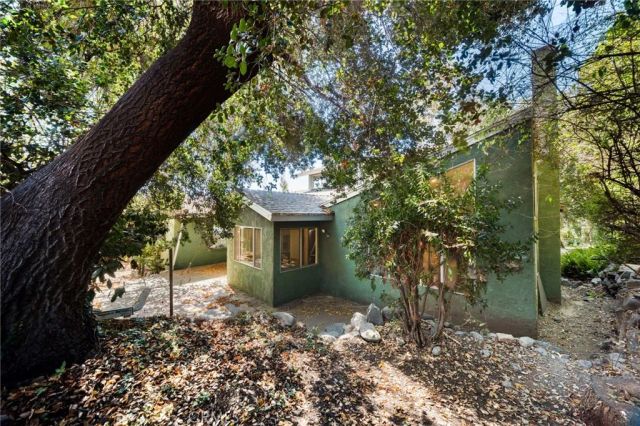 2470 N Euclid, Upland, CA 91784