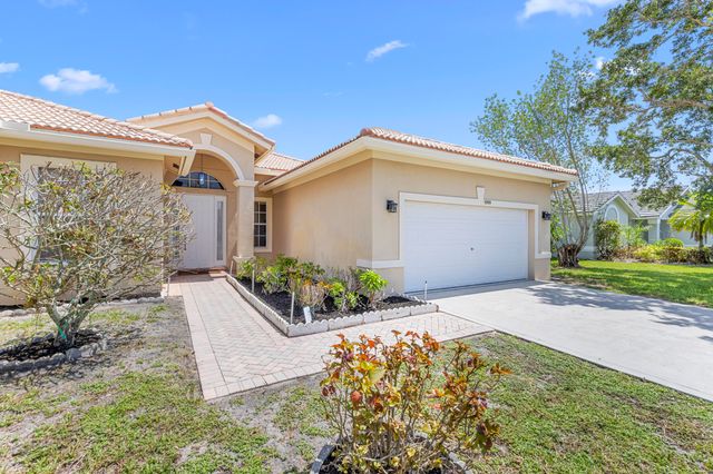 10555 Paso Fino Drive, Wellington, FL 33449