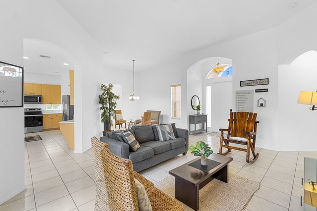 10555 Paso Fino Drive, Wellington, FL 33449