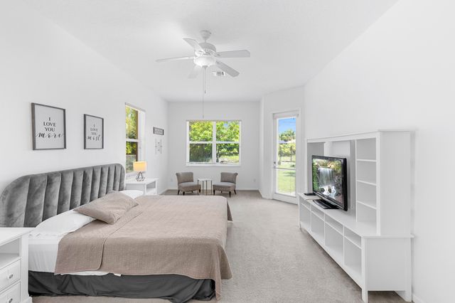 10555 Paso Fino Drive, Wellington, FL 33449