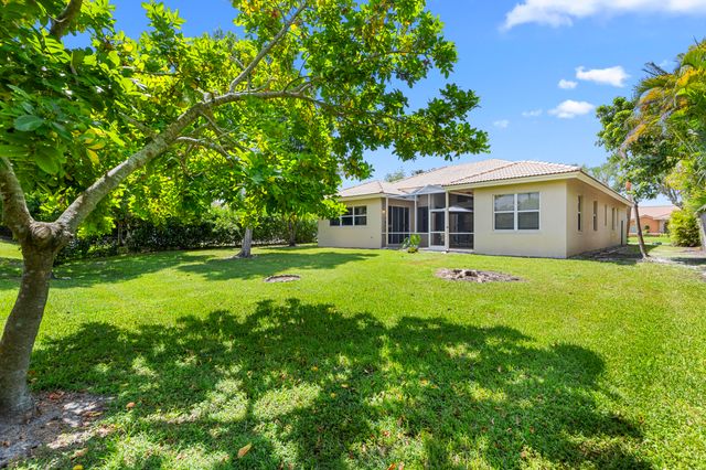10555 Paso Fino Drive, Wellington, FL 33449
