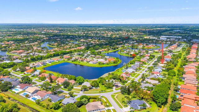 10555 Paso Fino Drive, Wellington, FL 33449