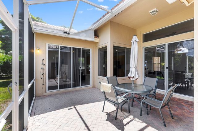 10555 Paso Fino Drive, Wellington, FL 33449
