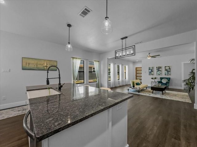 3612 Broken Bow Drive, Granbury, TX 76048