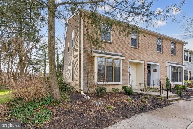 734 KINGS CROFT, Cherry Hill, NJ 08034
