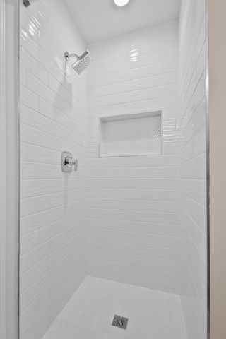 546 W Parkside Drive, Palatine, IL 60067