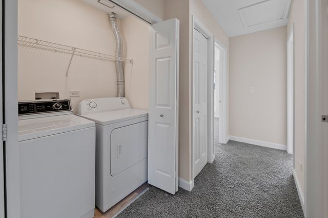 546 W Parkside Drive, Palatine, IL 60067