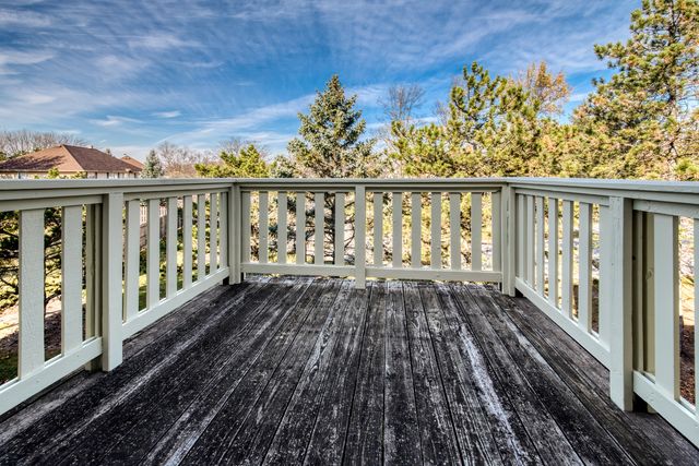 546 W Parkside Drive, Palatine, IL 60067