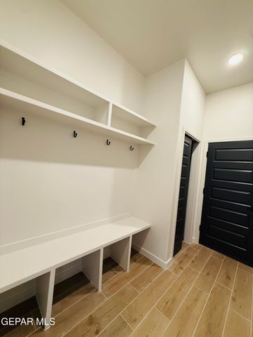 13757 Centro Vista Avenue, El Paso, TX 79928