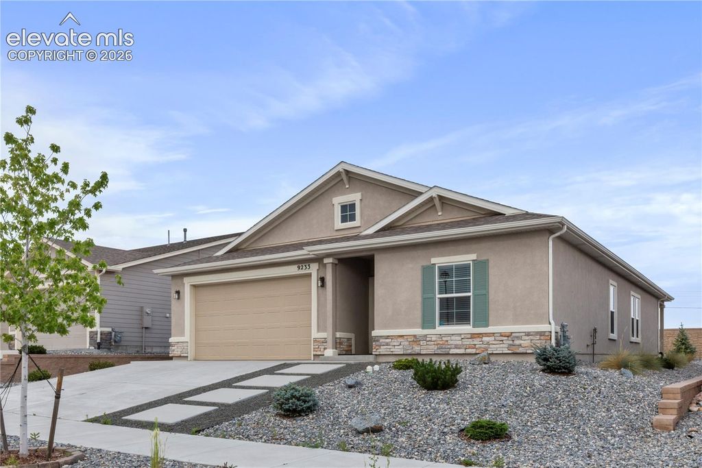 9233 Bugaboo Drive, Colorado Springs, CO 80924 — photo 2