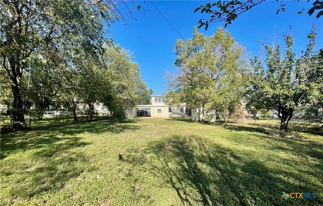 743 E 13th Avenue, Belton, TX 76513