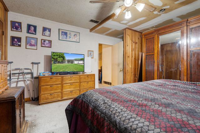 2336 Moneda Street, Haltom City, TX 76117