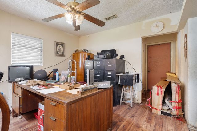 2336 Moneda Street, Haltom City, TX 76117