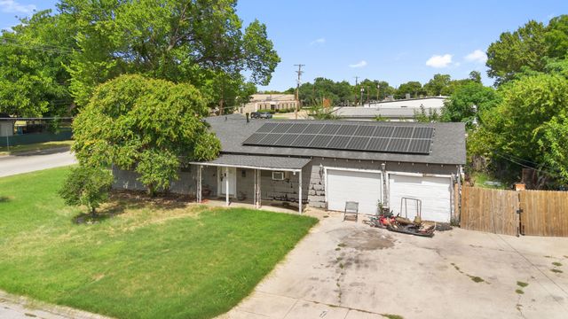 2336 Moneda Street, Haltom City, TX 76117