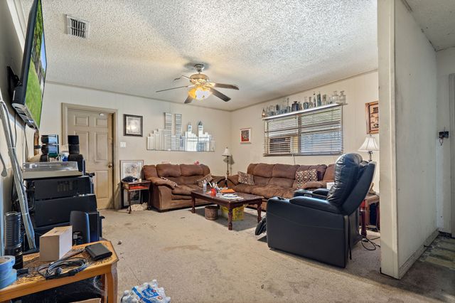 2336 Moneda Street, Haltom City, TX 76117